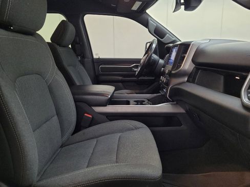 Used 2019 RAM 1500 Big Horn image 21