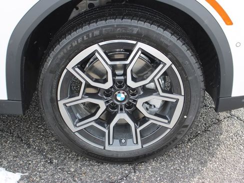 New 2026 BMW X2 xDrive28i AWD/4WD image 36