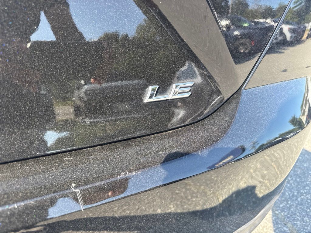 Used 2025 Toyota Camry LE FWD image 24
