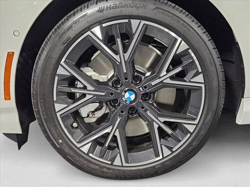 Used 2026 BMW 228i xDrive w/ Technology Package image 16