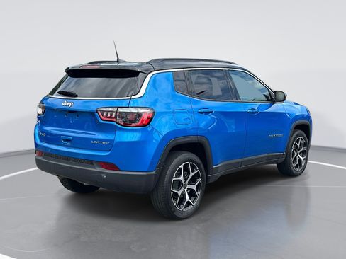 Used 2025 Jeep Compass Limited AWD/4WD image 5