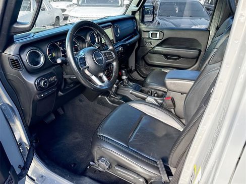 Used 2021 Jeep Wrangler Unlimited Rubicon 4xe w/ Safety Group image 25