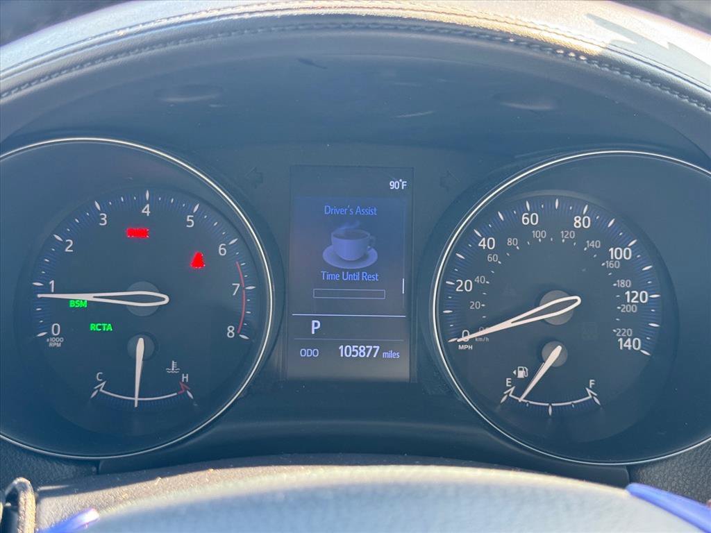 Used 2019 Toyota C-HR XLE FWD image 18