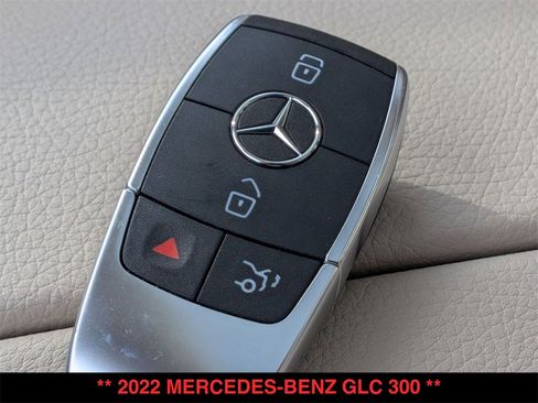 Certified 2022 Mercedes-Benz GLC 300 4MATIC image 30