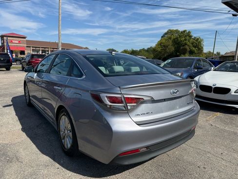 Used 2016 Hyundai Sonata SE image 4