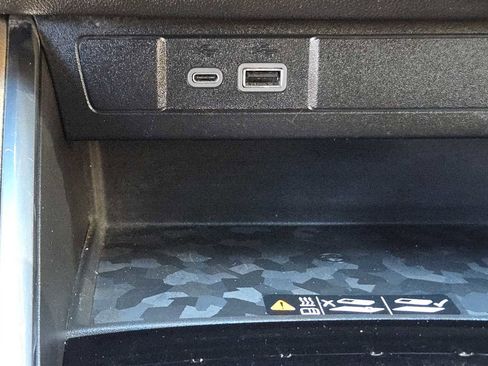 Certified 2024 GMC Canyon Denali image 20