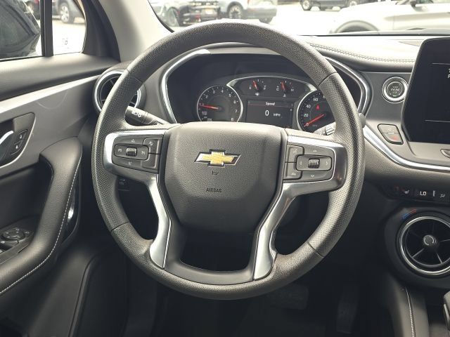 Used 2024 Chevrolet Blazer LT w/ Convenience Package FWD image 34