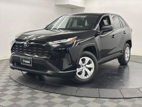Certified 2025 Toyota RAV4 LE FWD image 3