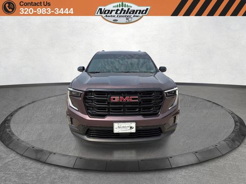 Used 2025 GMC Acadia Elevation w/ Elevation Premium Package AWD/4WD image 2
