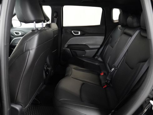 New 2025 Jeep Compass Latitude w/ Sun & Sound Group image 5