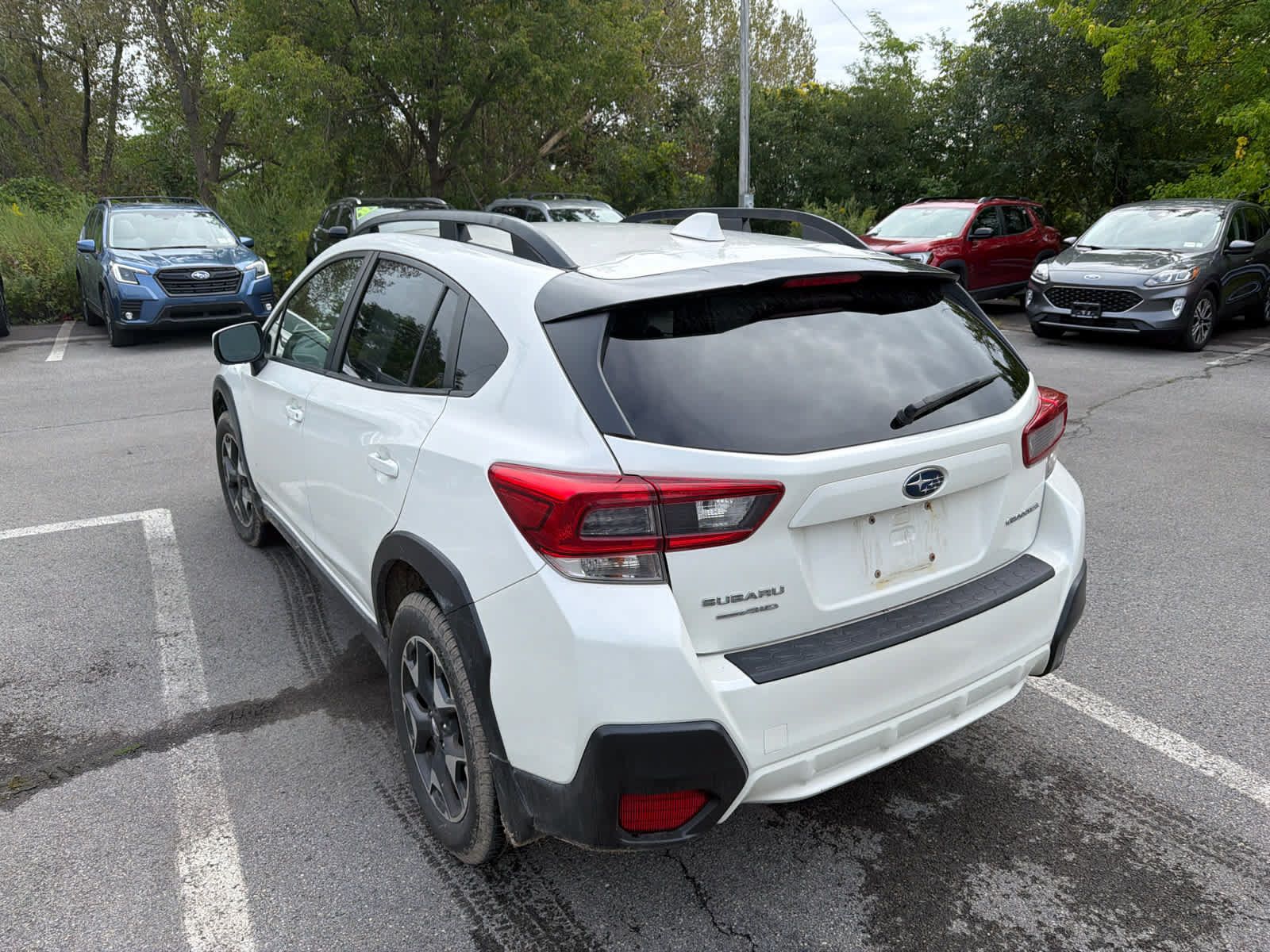 Used 2020 Subaru Crosstrek 2.0i Premium w/ Moonroof Package 2 AWD/4WD image 39