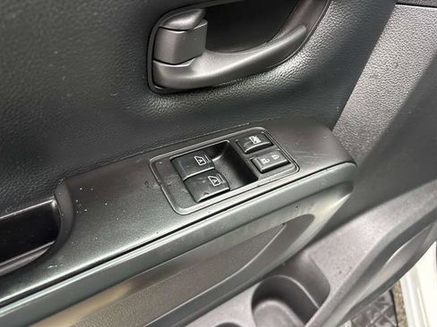 Used 2019 Nissan Titan S w/ S Utility Package image 14