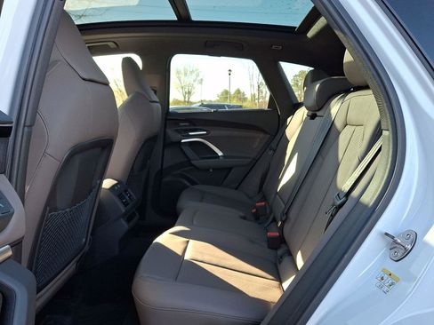 Used 2025 Audi Q5 Premium Plus w/ Premium Plus image 10