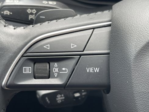 Used 2020 Audi Q8 Prestige w/ Prestige Package image 26