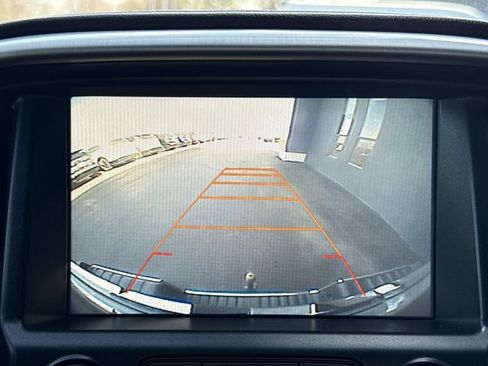 Used 2016 GMC Canyon SLT w/ Trailering Package image 8