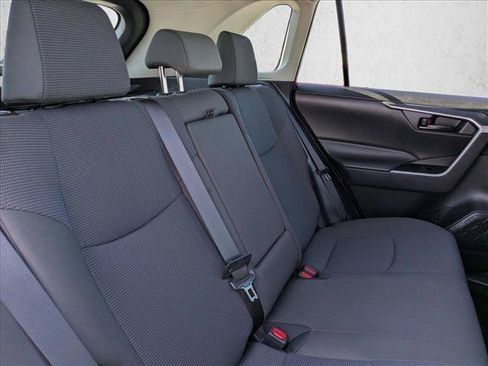 Certified 2025 Toyota RAV4 LE FWD image 19