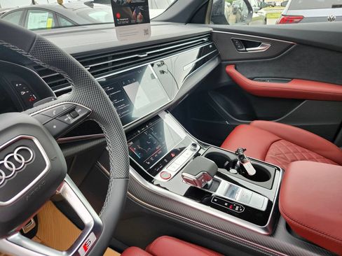 New 2026 Audi SQ8 Premium Plus AWD/4WD image 11