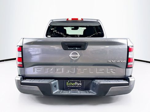 Used 2024 Nissan Frontier SV image 7