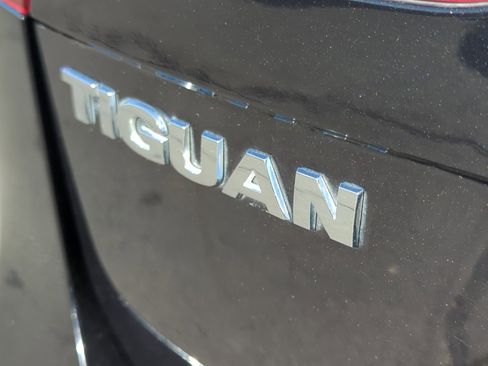 Used 2019 Volkswagen Tiguan S w/ Driver Assistance Package image 23