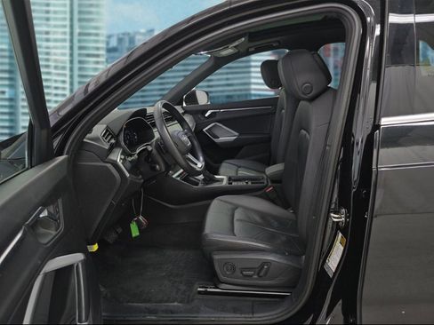 Used 2023 Audi Q3 2.0T Premium w/ Convenience Package image 10