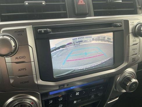 Used 2016 Toyota 4Runner Limited image 18