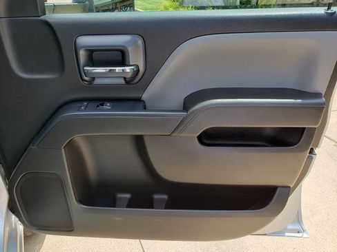 Used 2017 Chevrolet Silverado 2500 W/T AWD/4WD image 18