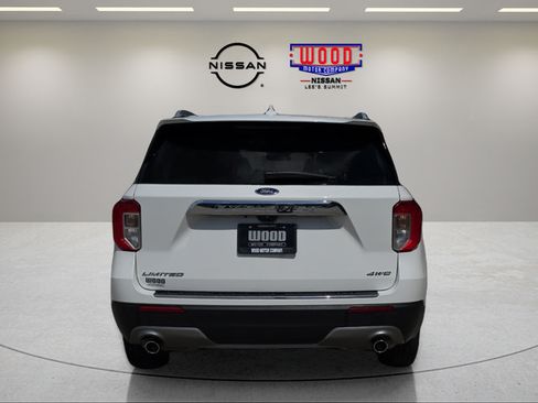 Used 2022 Ford Explorer Limited w/ Equipment Group 301A AWD/4WD image 5