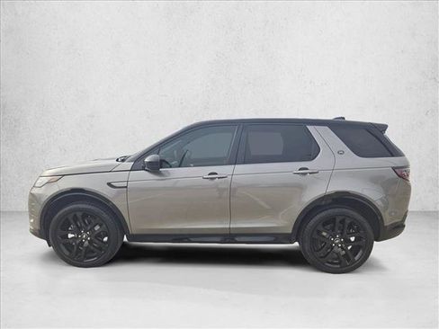 Certified 2025 Land Rover Discovery Sport Dynamic SE image 9