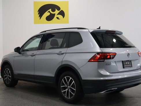 Used 2021 Volkswagen Tiguan S image 9