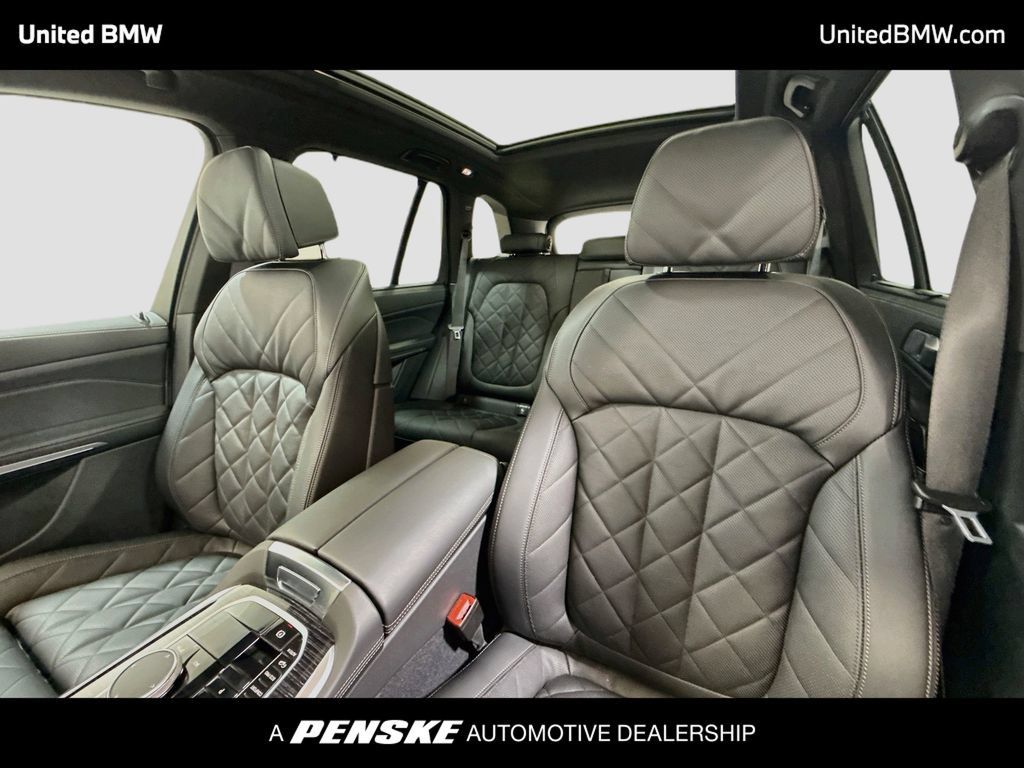 Certified 2026 BMW X5 xDrive40i w/ M Sport Package AWD/4WD image 5
