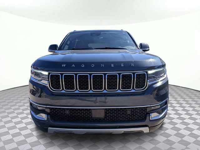 Used 2024 Jeep Wagoneer L Series II w/ Flexible Seating Group RWD image 8