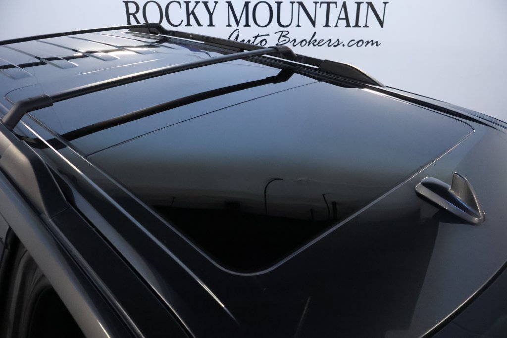 Used 2020 Ford Expedition Limited w/ Equipment Group 303A AWD/4WD image 11