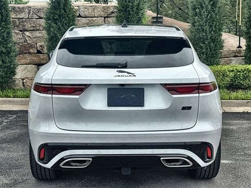 New 2026 Jaguar F-PACE R-Dynamic S image 4