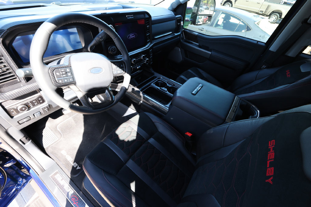 Used 2026 Ford F250 Lariat w/ Black Appearance Package AWD/4WD image 9