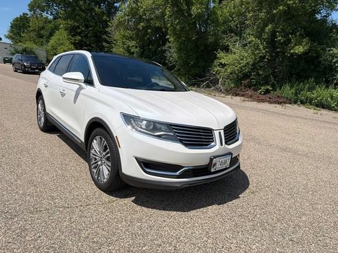 Used 2016 Lincoln MKX Reserve w/ Equipment Group 102A AWD/4WD image 15