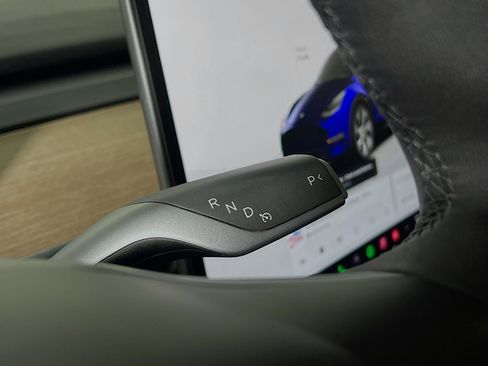 Used 2023 Tesla Model Y Long Range image 23