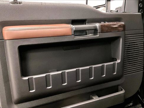 Used 2015 Ford F250 Platinum image 22