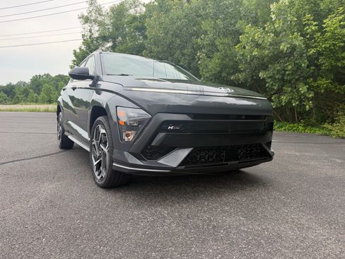 Used 2024 Hyundai Kona N Line AWD/4WD image 3