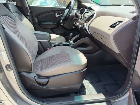 Used 2012 Hyundai Tucson GLS image 12
