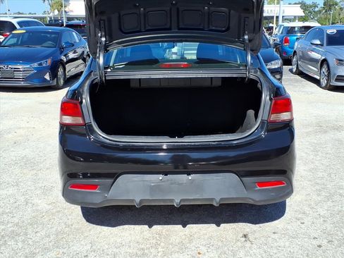 Used 2018 Kia Rio S image 24