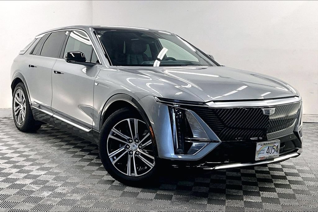 Used 2024 Cadillac Lyriq Luxury RWD image 11