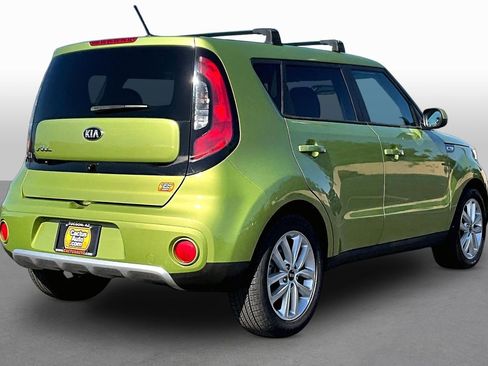 Used 2018 Kia Soul + FWD image 2