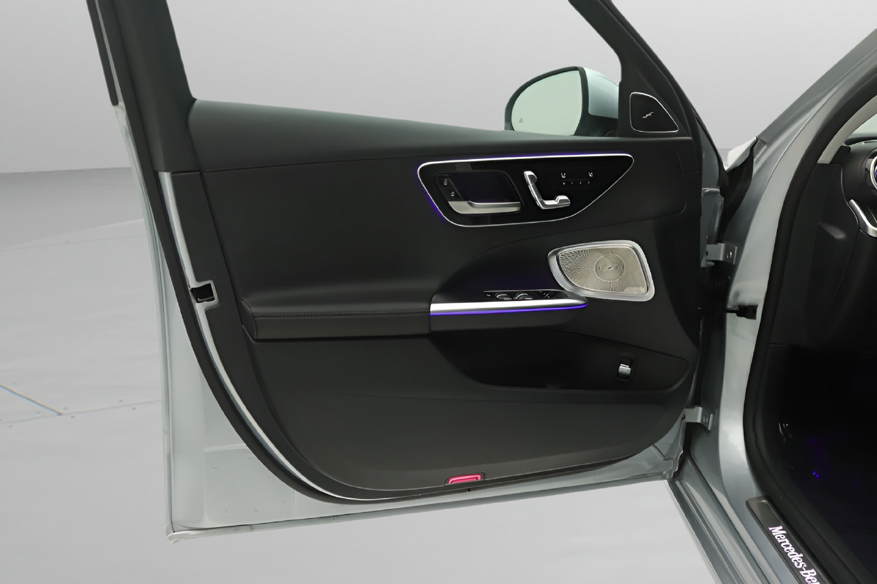 Certified 2023 Mercedes-Benz C 300 Sedan image 17