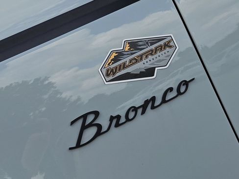Used 2024 Ford Bronco Wildtrak AWD/4WD image 7