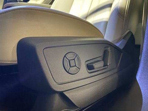 Certified 2025 Audi Q5 Premium w/ Convenience Package image 12