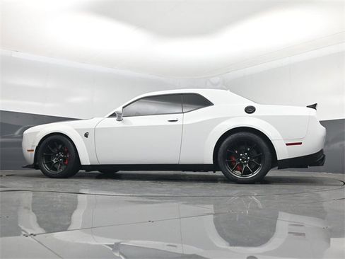 Used 2021 Dodge Challenger SRT Hellcat Redeye image 39