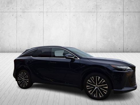 Used 2024 Lexus RX 350 Premium Plus w/ Convenience Package FWD image 3