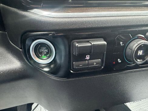 Used 2024 Chevrolet Silverado 2500 LT image 27