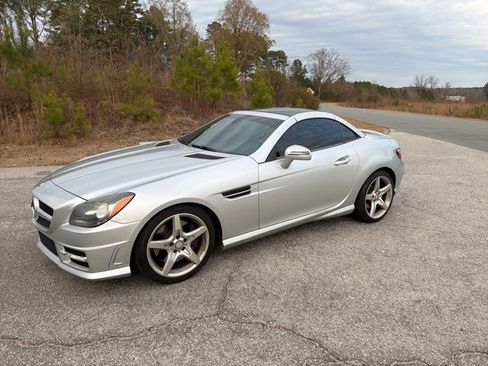 Used 2014 Mercedes-Benz SLK 350 image 8