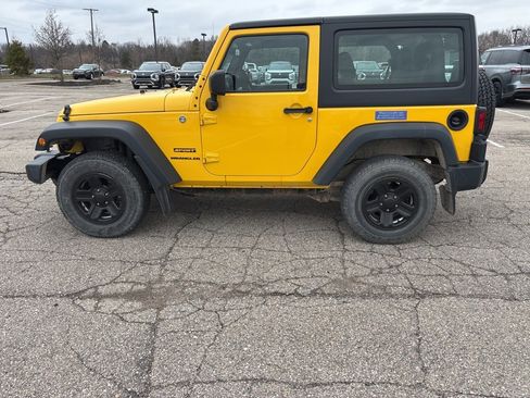 Used 2015 Jeep Wrangler Sport image 2